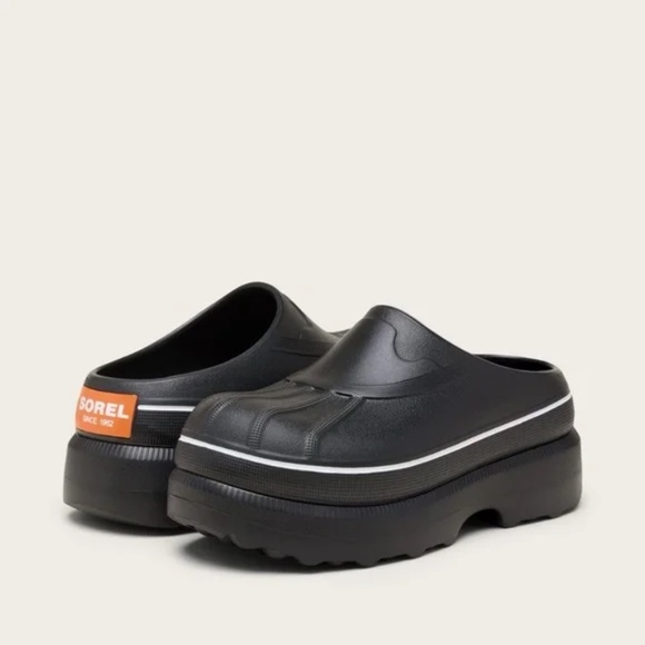 Sorel Women's Caribou Clog - Black, Optimized Orange NWB - Picture 2 of 10